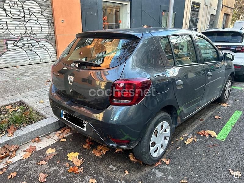 Usado Dacia Sandero Acces 73 CV (53 kW) 2018 Azul Berlina