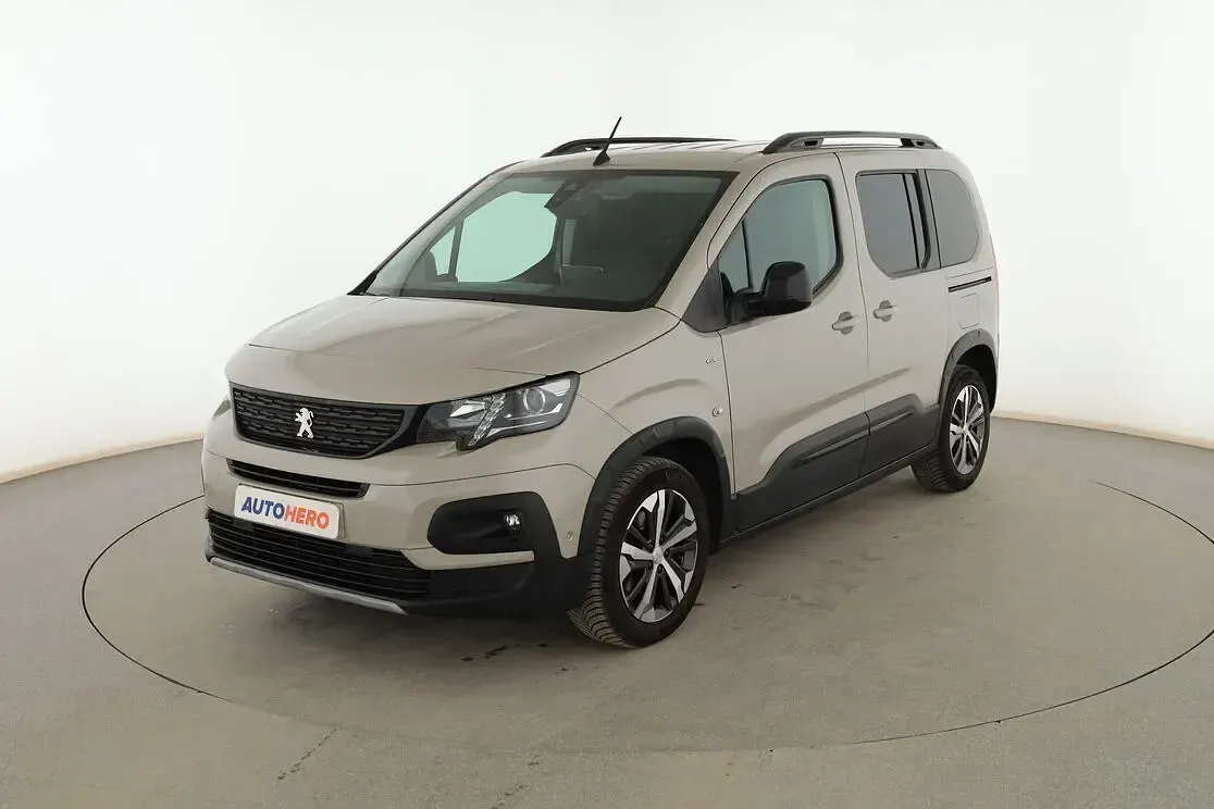 Usado Peugeot Rifter GT 131 CV (96 kW) 2021 Monovolumen
