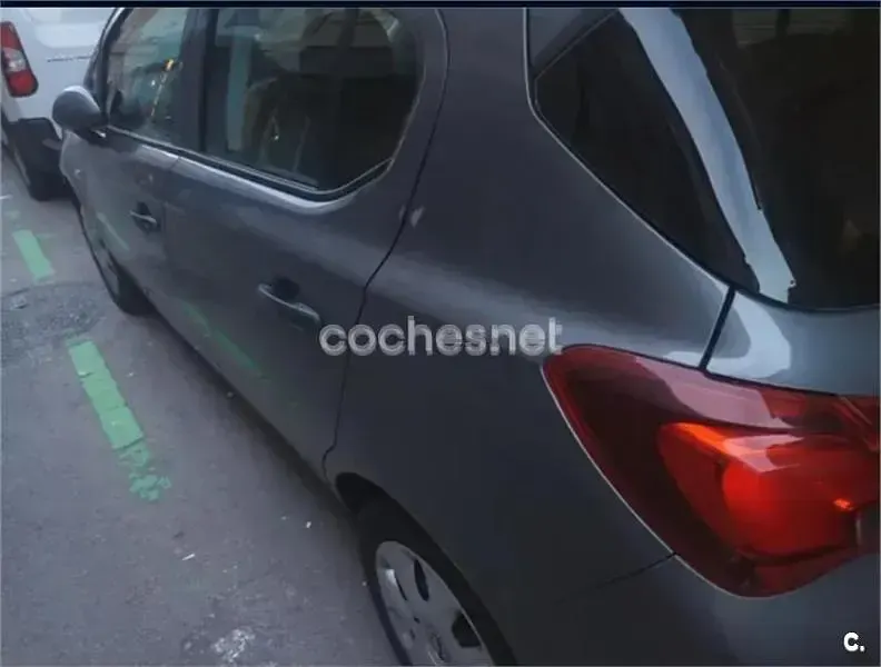 Usado Opel Corsa Selective 75 CV (55 kW) 2015 Gris / plata Utilitario