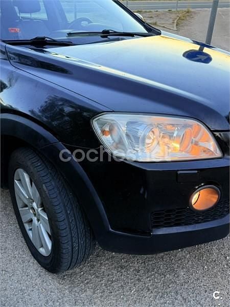 Usado Chevrolet Captiva 150 CV (110 kW) 2007 Negro SUV