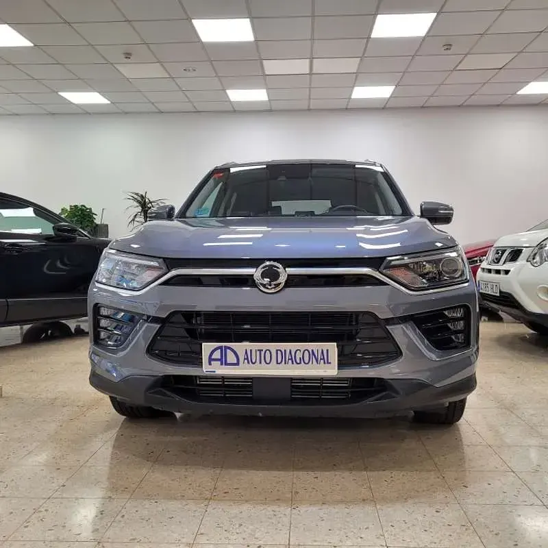Usado SsangYong Korando 163 CV (119 kW) 2021 Gris SUV