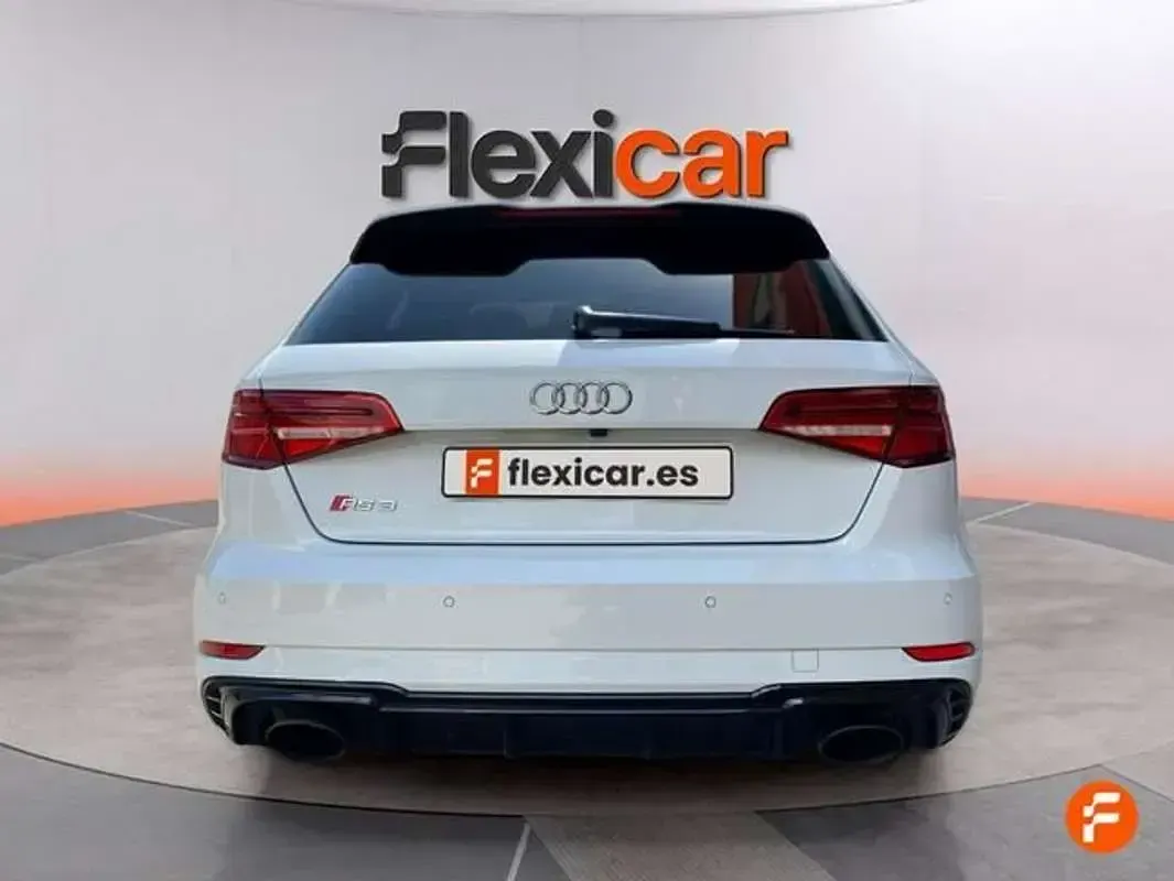 Usado Audi RS3 Sportback 400 CV (294 kW) 2018 Blanco Utilitario