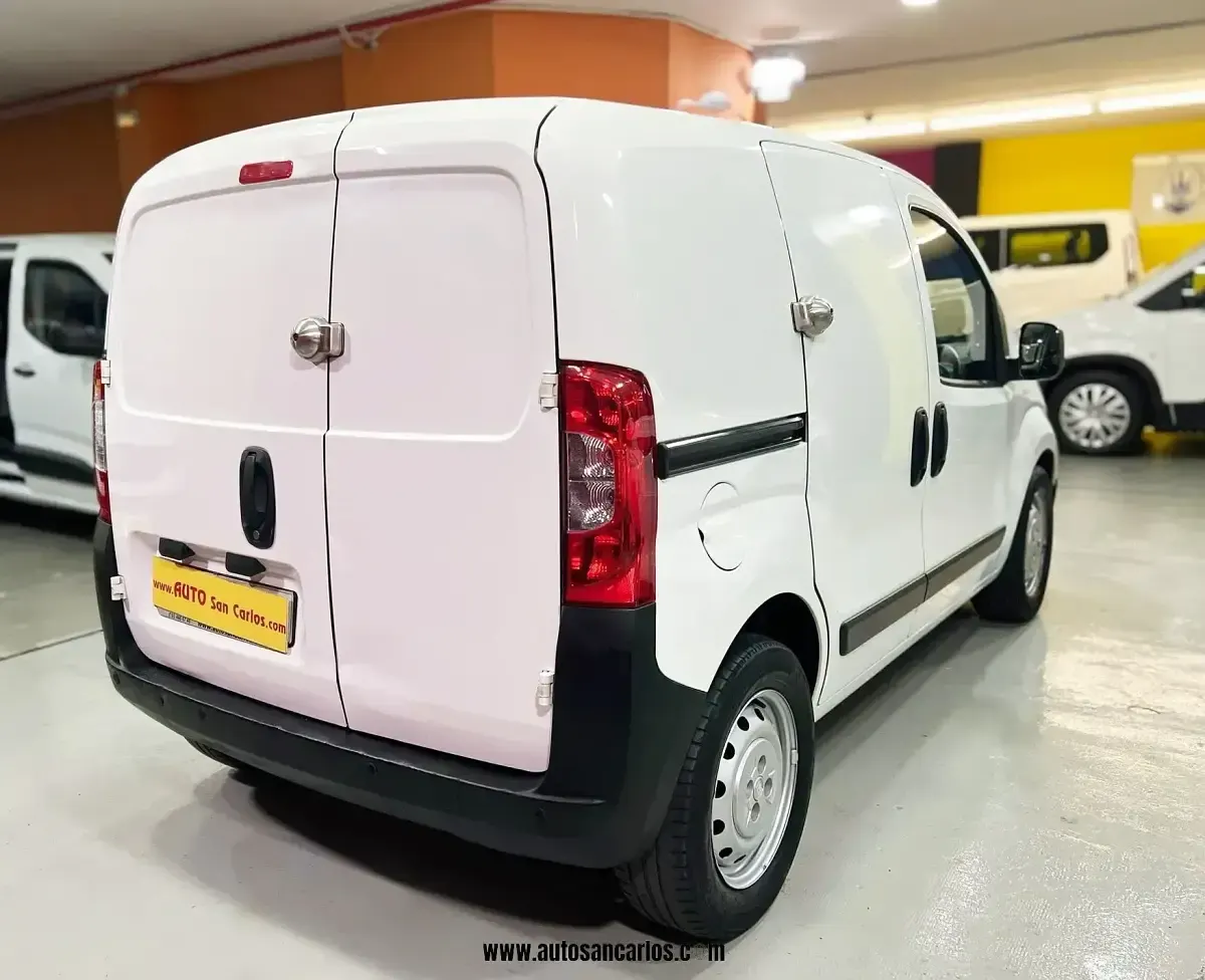 Usado Fiat Fiorino 95 CV (69 kW) 2021 Blanco Monovolumen
