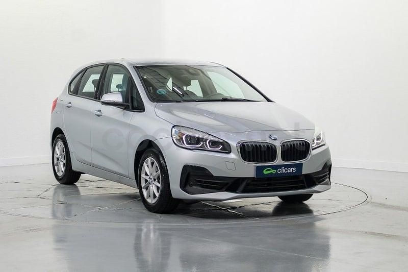 Usado BMW 218 150 CV (110 kW) 2019 Gris / plata Familiar