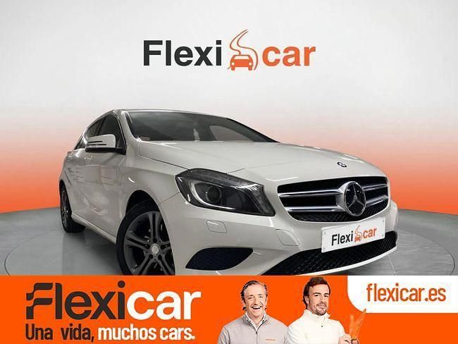 Blanco Usado 2015 Mercedes A200 Urban Berlina | 16.790 € (Precio justo) - Imagen 1/4