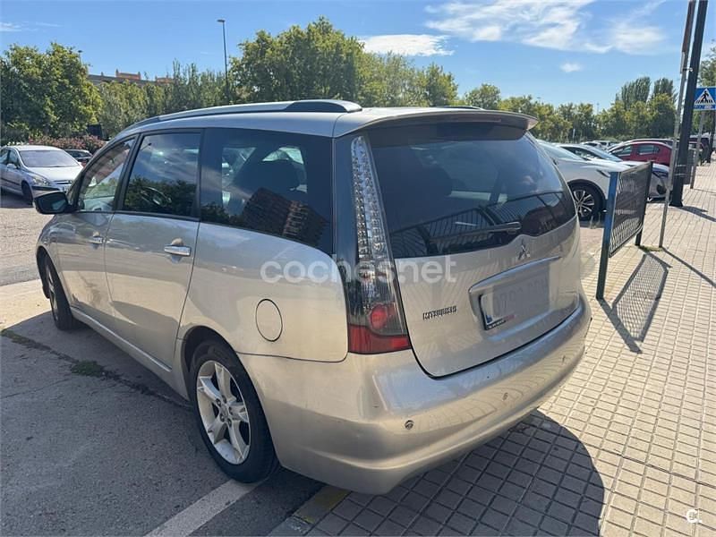 Gris / plata Usado 2008 Mitsubishi Grandis Intense Monovolumen | 4250 € (Precio justo) - Imagen 1/4