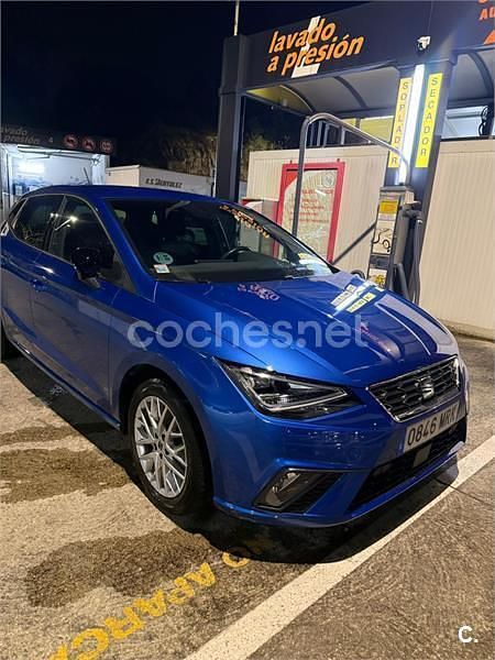 Usado Seat Ibiza FR 115 CV (84 kW) 2024 Azul Utilitario