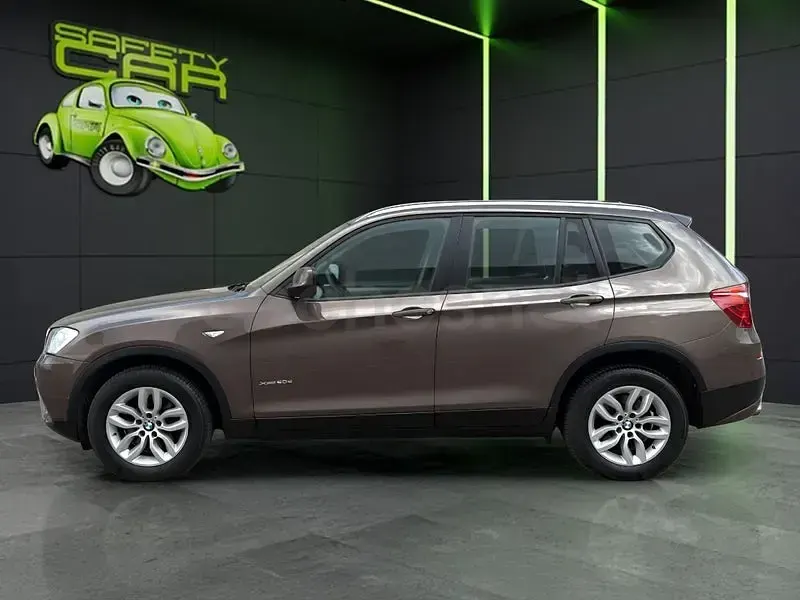 Usado BMW X3 Comfort Edition 184 CV (135 kW) 2013 Marrón SUV