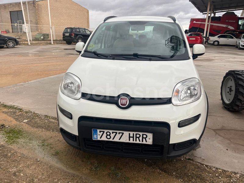 Usado Fiat Panda Trekking 75 HP (55 kW) 2013 Branco Citadino