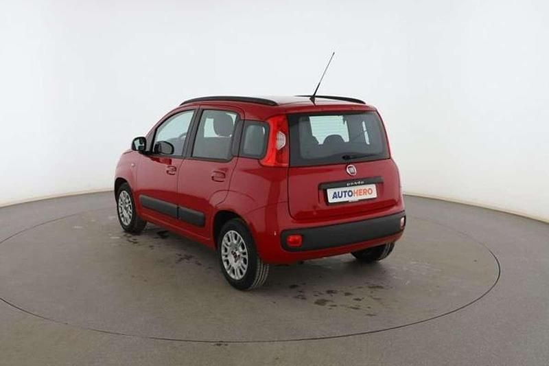 Usado Fiat Panda Lounge 71 HP (52 kW) 2016 Vermelho Citadino