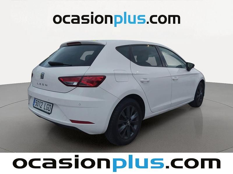 Usado Seat Leon Style 131 CV (96 kW) 2020 Blanco Utilitario