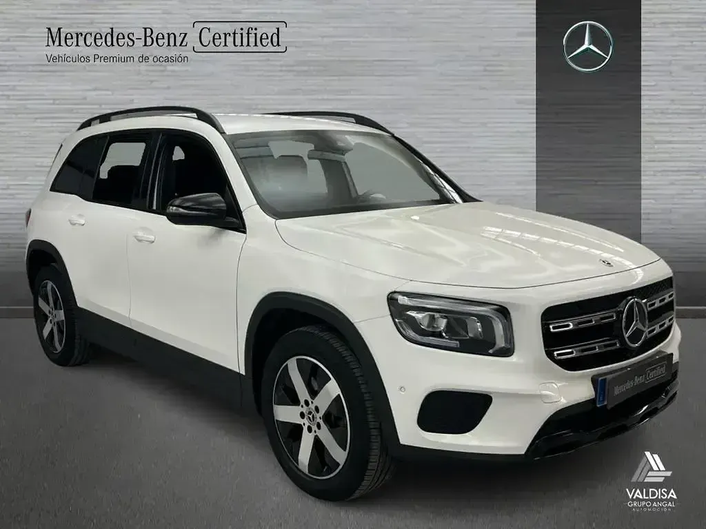 Usado Mercedes GLB200 Progressive 150 CV (110 kW) 2023 Blanco SUV