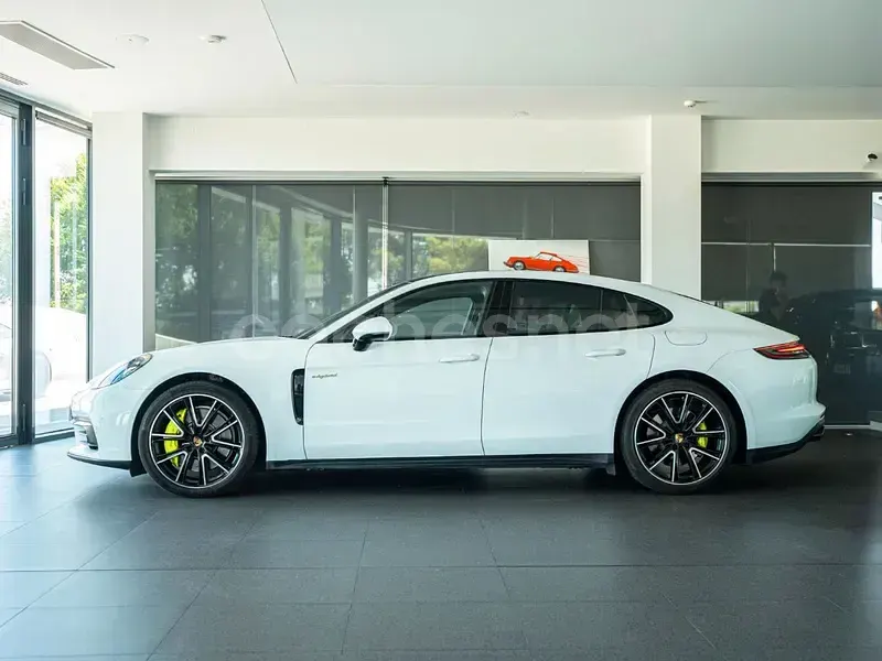 Usado Porsche Panamera 4 462 CV (339 kW) 2020 Blanco Utilitario