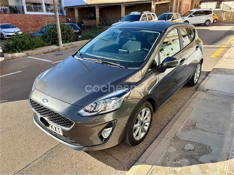Gris / plata Usado 2020 Ford Fiesta Trend Berlina | 9900 € (Buen precio) - Imagen 1/4