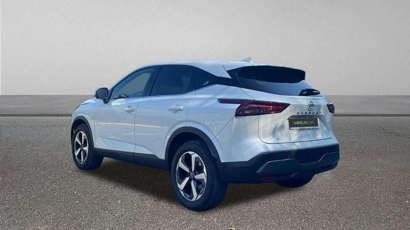 Usado Nissan Qashqai N-Connecta 141 CV (103 kW) 2023 Blanco SUV