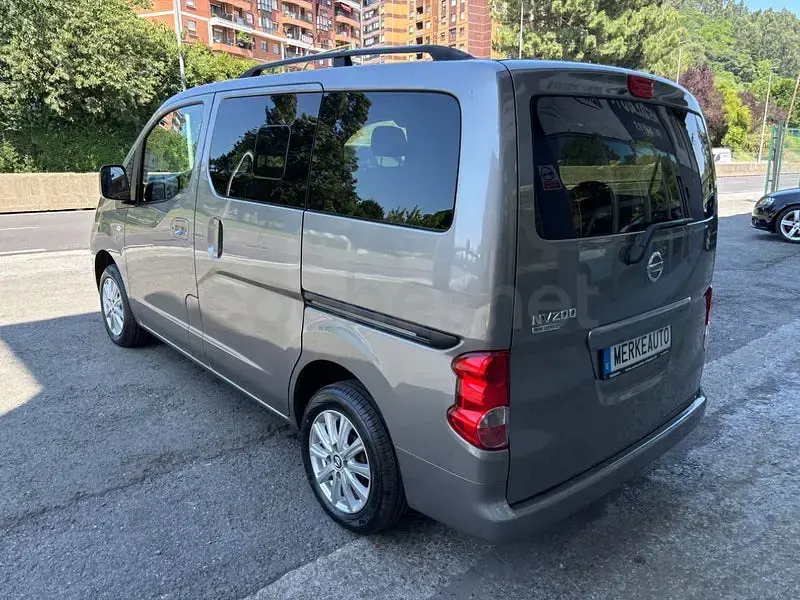 Usado Nissan Evalia 110 CV (80 kW) 2017 Gris / plata Monovolumen