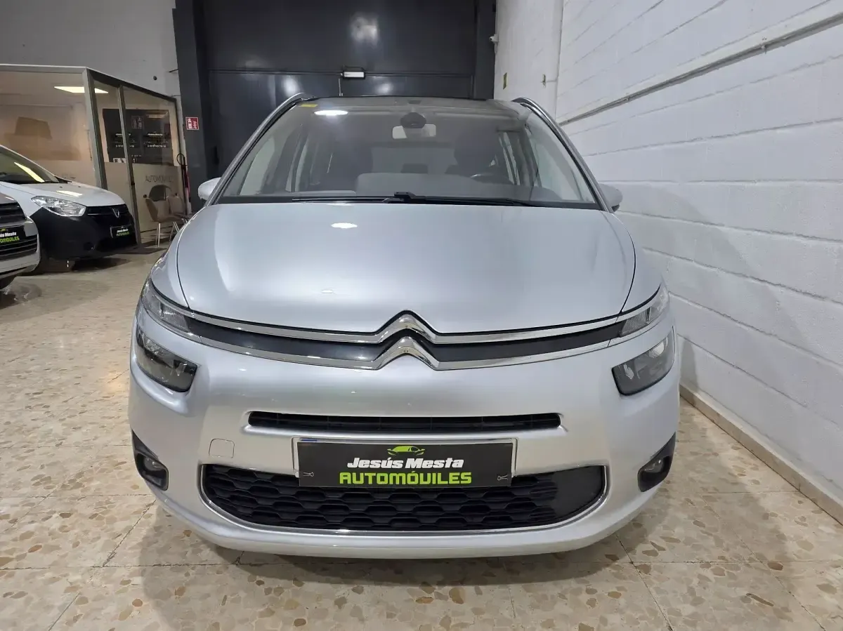 Usado Citroën Grand C4 Picasso Live 120 CV (88 kW) 2016 Gris Monovolumen