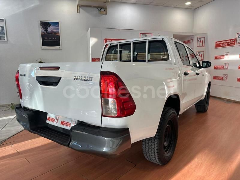 Usado Toyota HiLux 150 CV (110 kW) 2021 Blanco Recogida