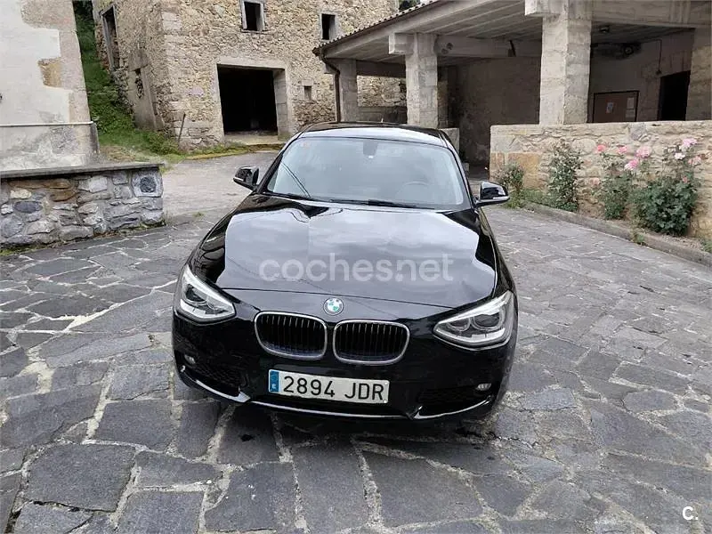 Usado BMW 116 116 CV (85 kW) 2015 Negro Utilitario