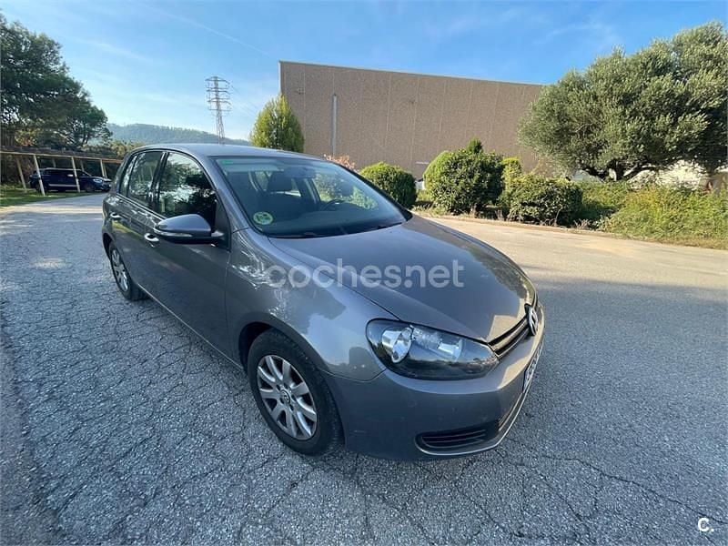 Gris / plata Usado 2009 VW Golf VI Highline Berlina | 6000 € (Precio justo) - Imagen 1/4