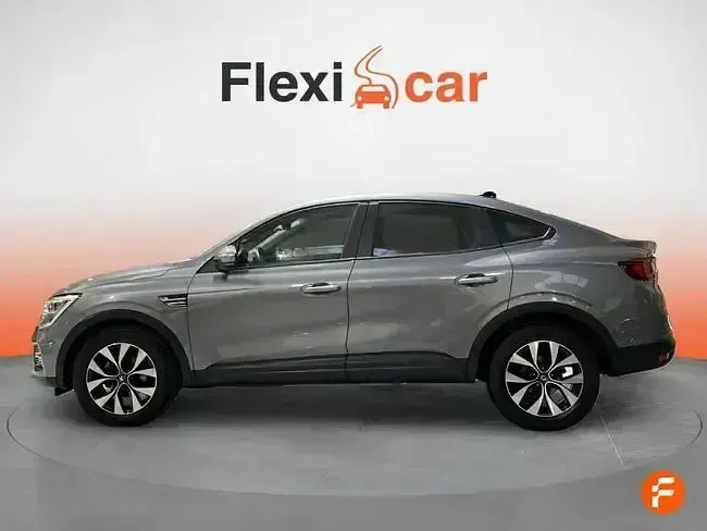 Usado Renault Arkana Zen 140 CV (102 kW) 2022 Gris SUV