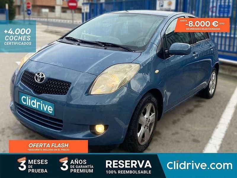 Usado Toyota Yaris Live 90 CV (66 kW) 2006 Azul Utilitario