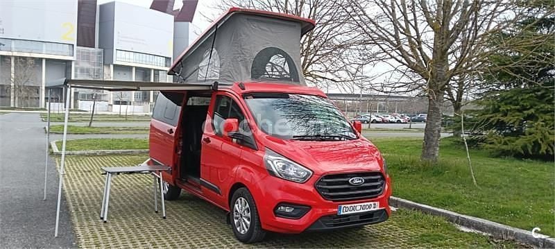 Usado Ford Transit Custom Nugget 185 CV (136 kW) 2021 Rojo Monovolumen