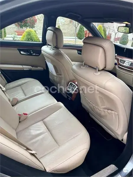 Usado Mercedes S350 245 CV (180 kW) 2006 Gris / plata Berlina