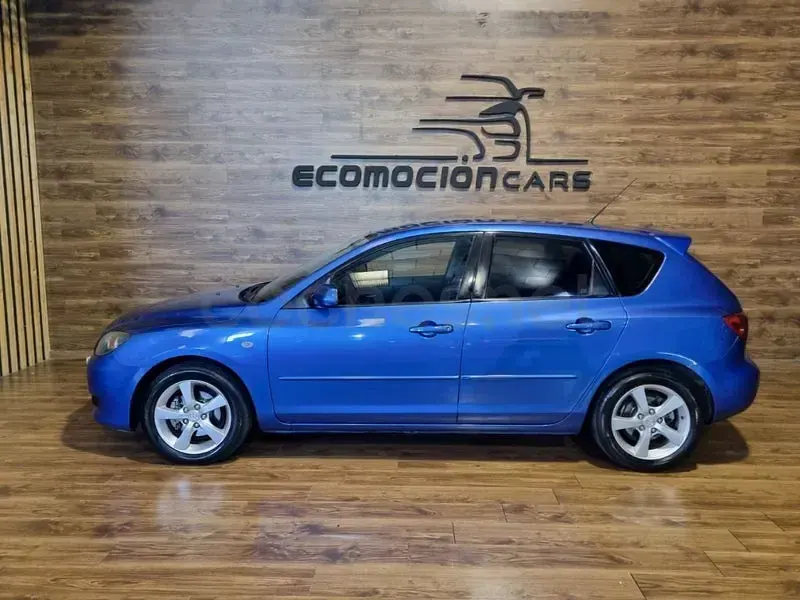 Usado Mazda 3 Active 109 CV (80 kW) 2005 Azul Berlina