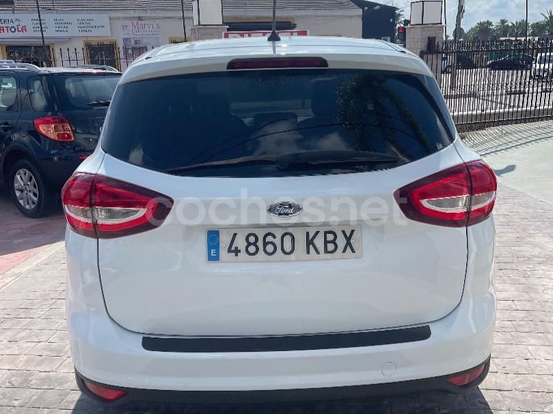 Usado Ford C-MAX Trend 120 CV (88 kW) 2017 Blanco Monovolumen