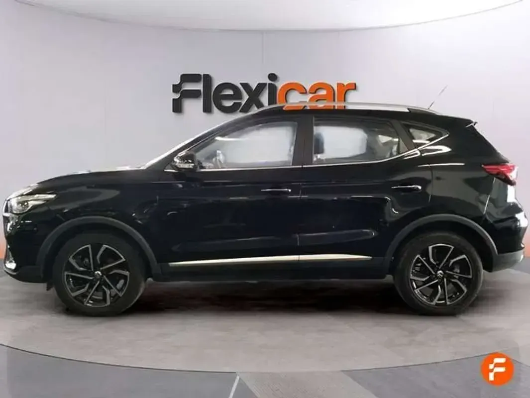 Usado MG ZS 106 CV (77 kW) 2023 Negro SUV