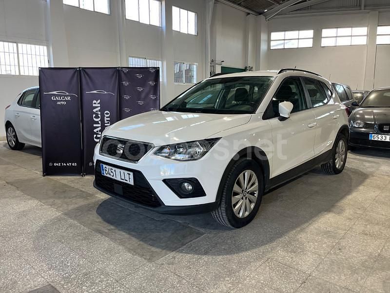 Usado Seat Arona Ecomotive 95 CV (69 kW) 2020 Blanco SUV