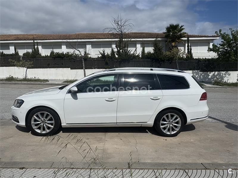 Usado VW Passat Highline 140 CV (102 kW) 2014 Blanco Familiar