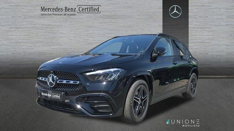 Usado Mercedes GLA200 150 CV (110 kW) 2025 Negro SUV