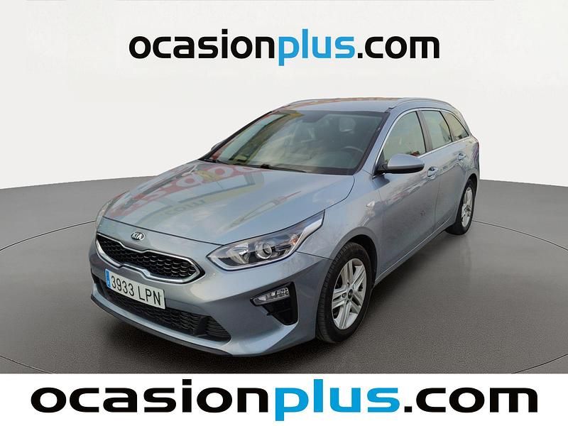 Usado Kia Ceed 120 CV (88 kW) 2021 Gris plata Utilitario