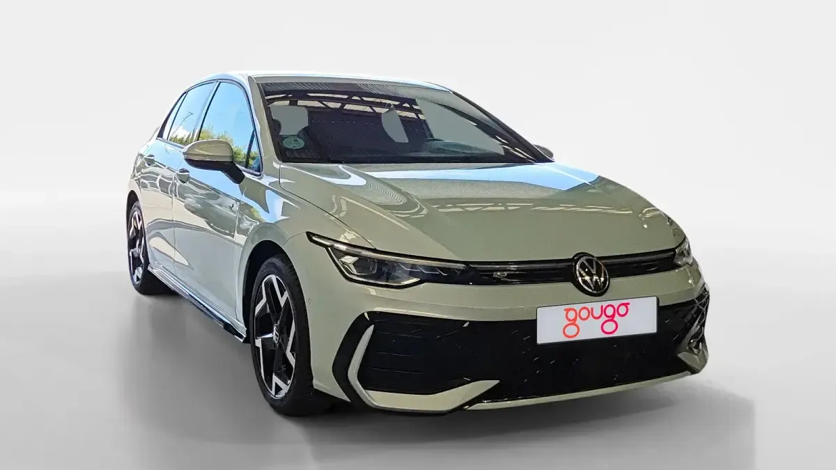 Usado VW Golf VIII R-line 150 CV (110 kW) 2025 Berlina
