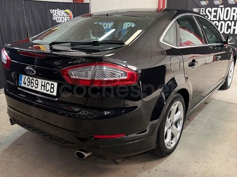 Usado Ford Mondeo Titanium S 203 CV (149 kW) 2011 Negro Berlina