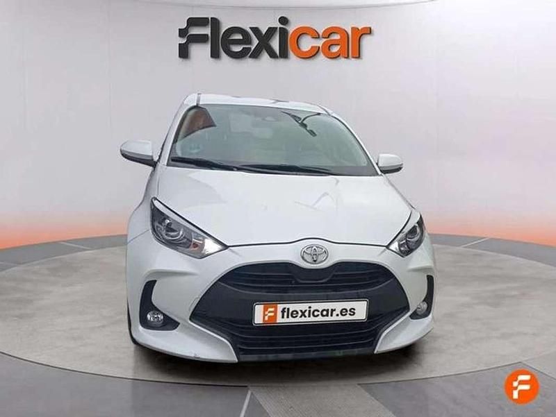 Usado Toyota Yaris Edition 125 CV (91 kW) 2022 Blanco Utilitario