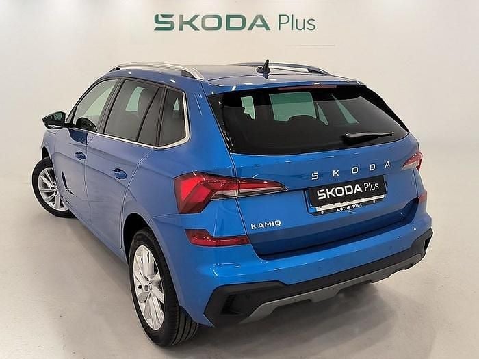 Azul Usado 2025 Skoda Kamiq Selection SUV | 22.750 € (Un poco caro) - Imagen 1/4