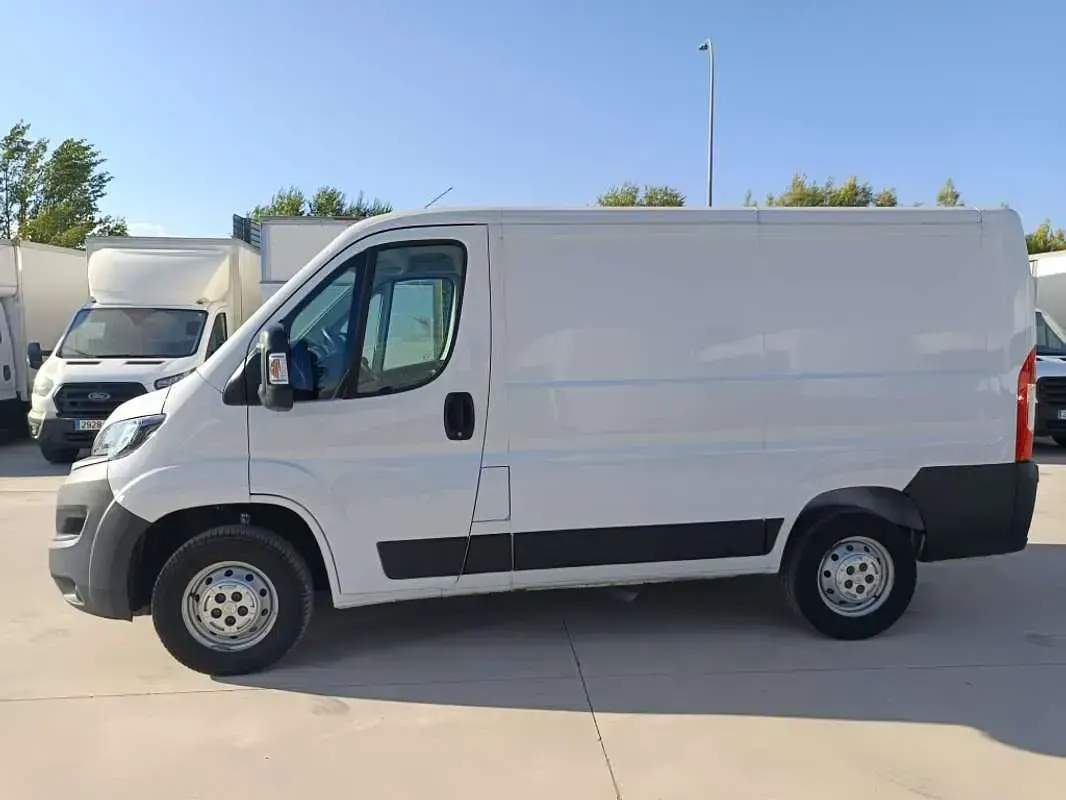 Usado Fiat Ducato 120 CV (88 kW) 2020 Blanco Van