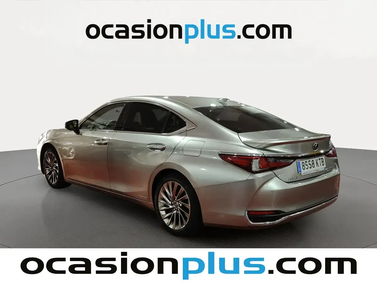 Usado Lexus ES300H Luxury Line 218 CV (160 kW) 2019 Gris Berlina