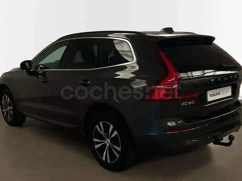 Usado Volvo XC60 Core 197 CV (144 kW) 2022 Verde SUV