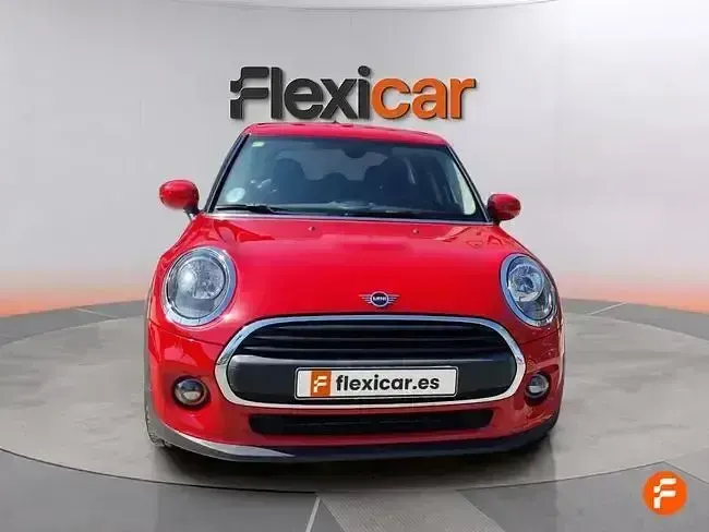 Usado Mini ONE 102 CV (75 kW) 2020 Rojo Utilitario