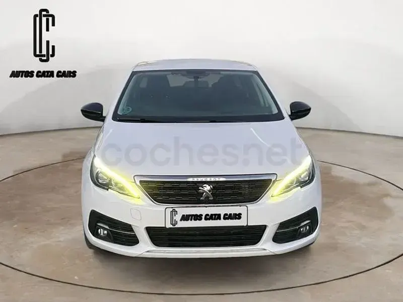 Usado Peugeot 308 SW Access 100 CV (73 kW) 2018 Blanco Familiar