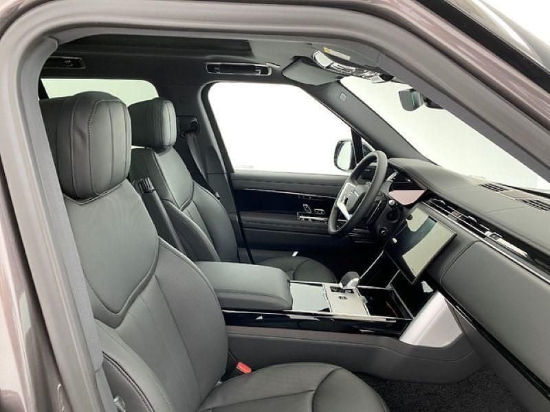 Usado Land Rover Range Rover SE 300 CV (220 kW) 2025 Charente grey SUV