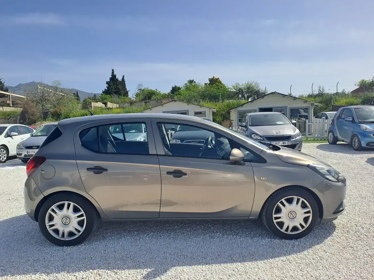 Usado Opel Corsa Excellence 90 CV (66 kW) 2015 Beige Utilitario