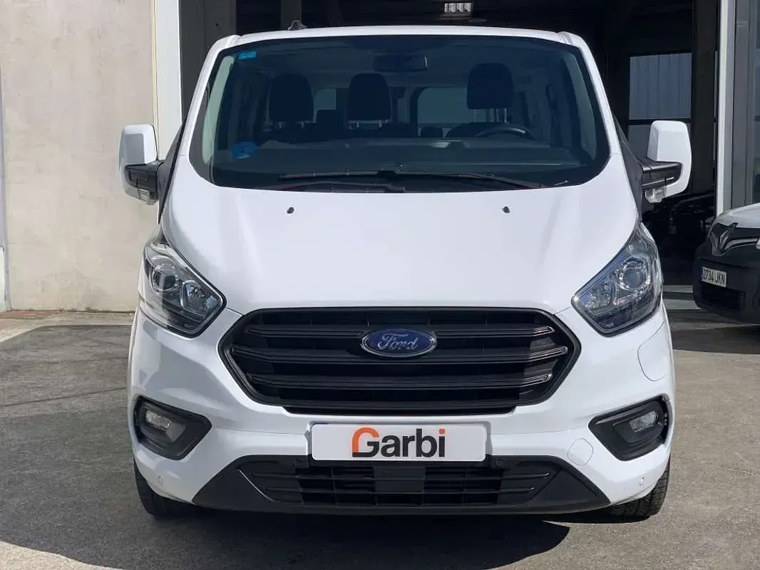 Usado Ford Transit Custom Trend 125 CV (91 kW) 2021 Blanco Familiar