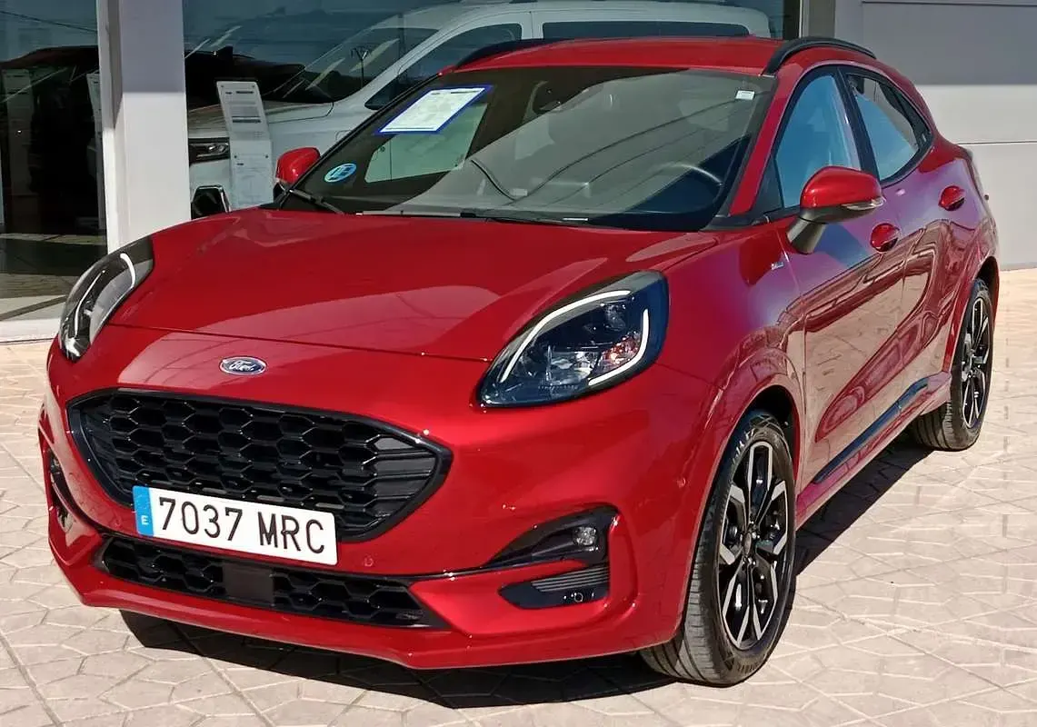 Usado Ford Puma ST-Line X 125 CV (91 kW) 2024 Rojo SUV