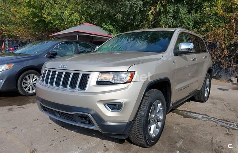 Usado Jeep Grand Cherokee Overland 352 CV (258 kW) 2014 Beige SUV