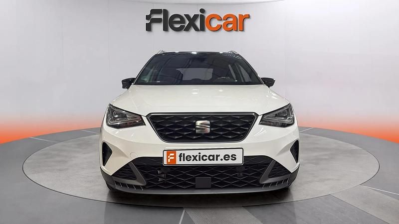 Usado Seat Arona FR 110 CV (80 kW) 2023 Blanco SUV